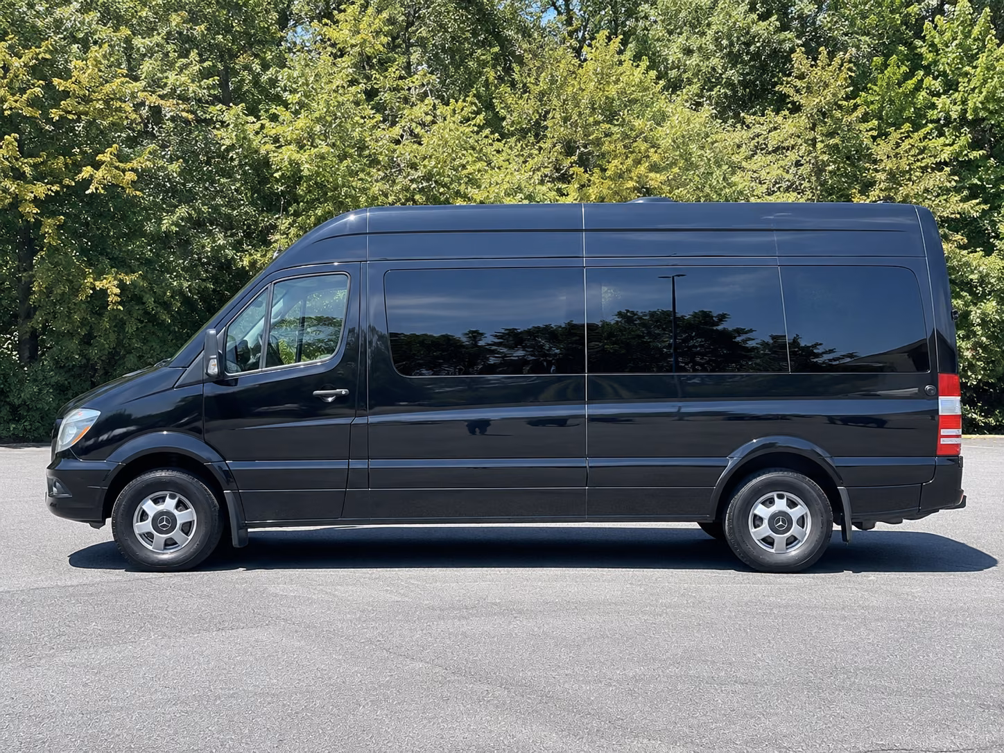 find the perfect transportation for your next wine tour 3
